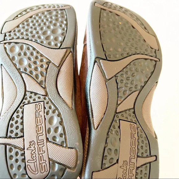 Clarks Springers Suede Mocs 8 - Picture 3 of 9